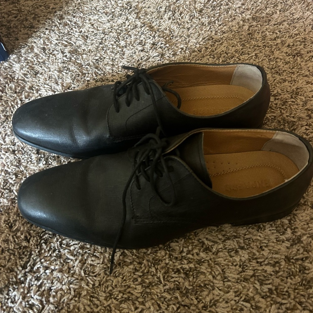 Express Black Leather Oxford Shoes